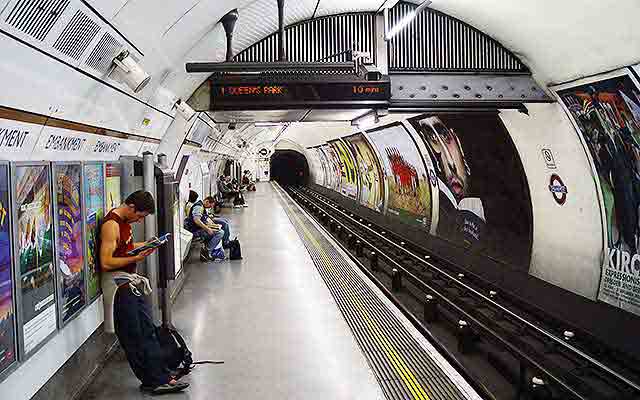 London Underground Line Marking Paint