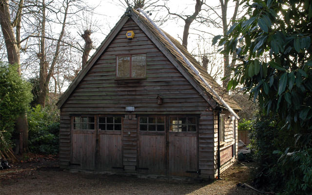 shed-garage-before