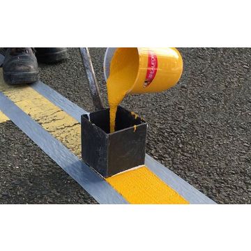 Centrecoat Drawbox Thermoplastic Road Sign Hand Mould