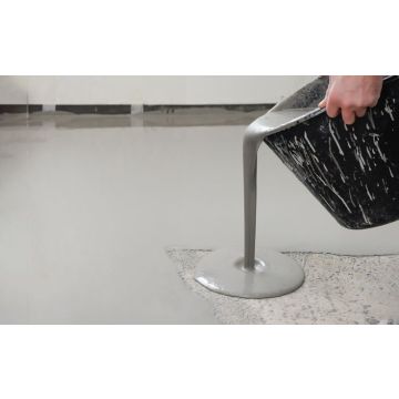Centrecoat MMA Pourable Repair Mortar
